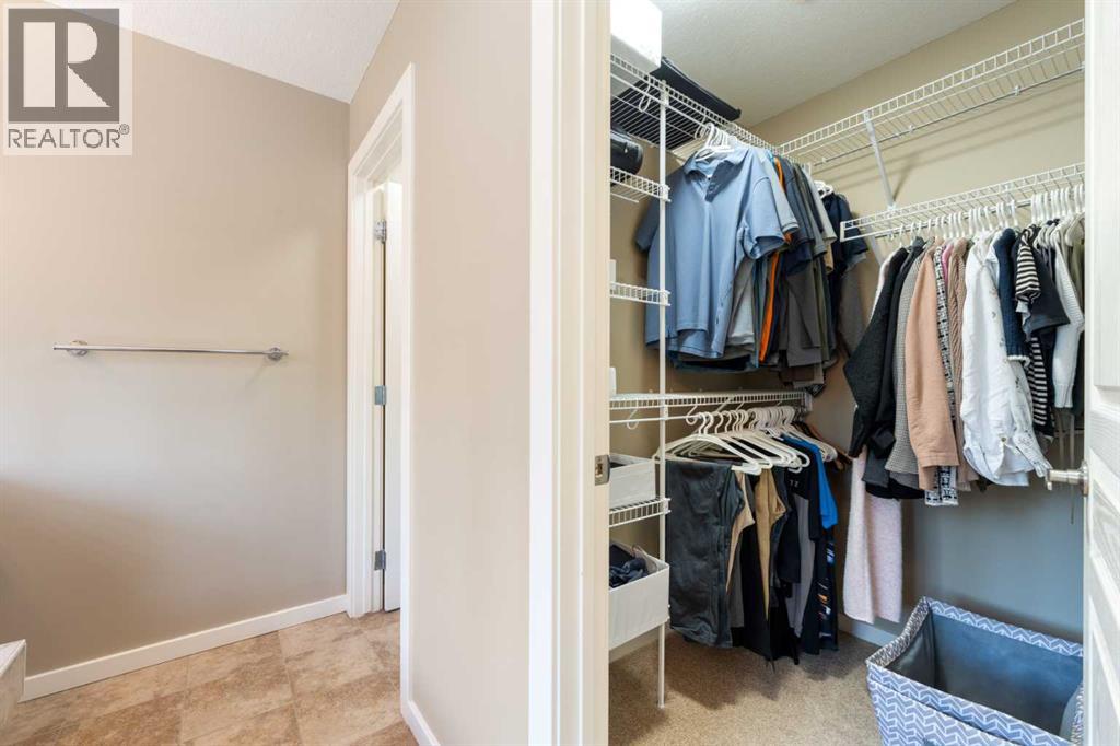 Single Family House for Sale in  Valley Pointe Way NW Valley Ridge Calgary 