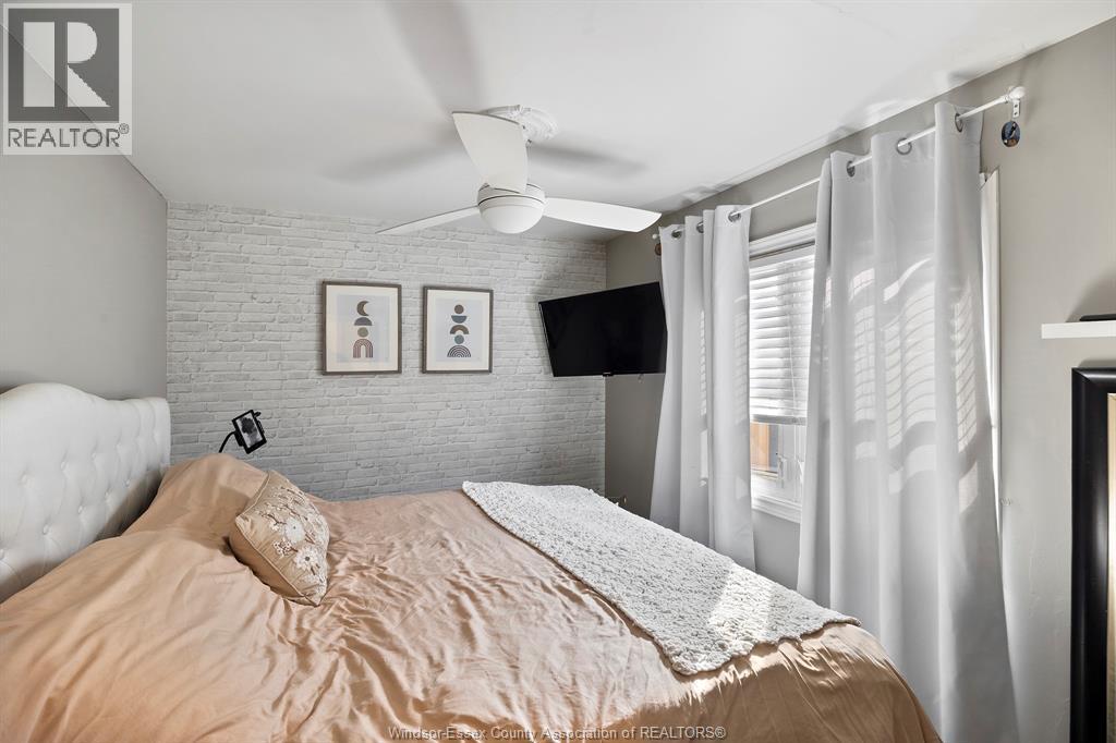 Photo 5 of 1065 Ellis Street East, Windsor ON