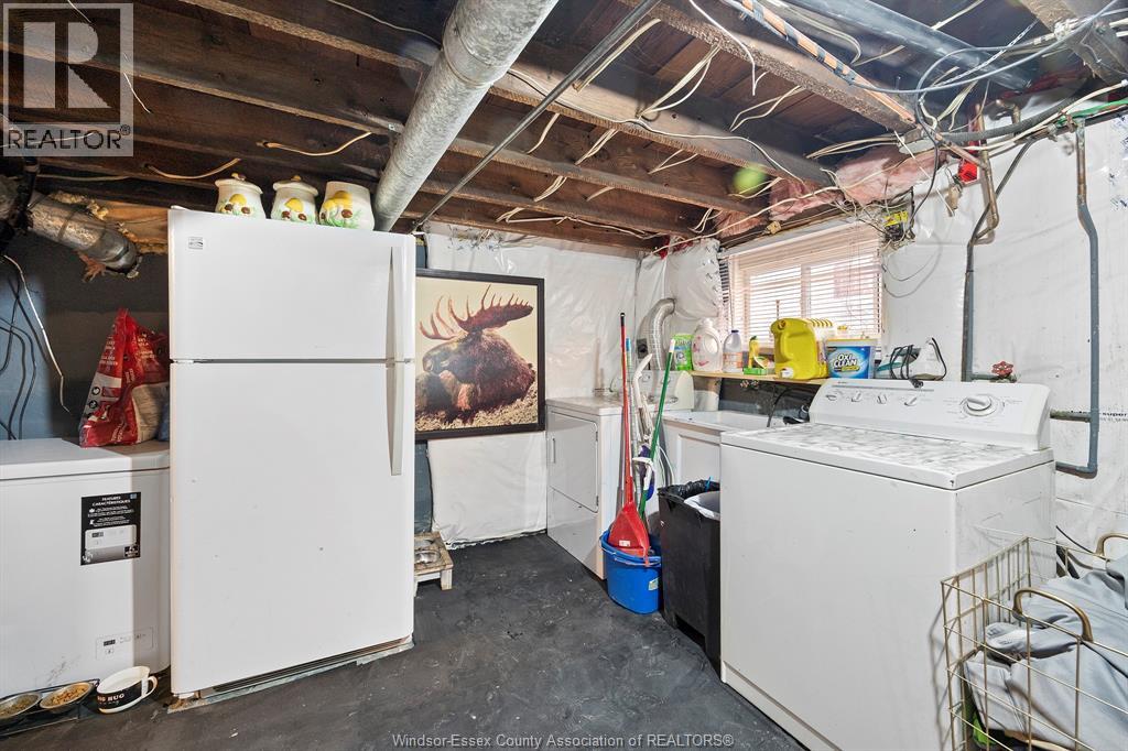 Photo 7 of 1065 Ellis Street East, Windsor ON