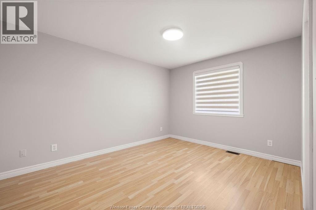 Photo 11 of 1531 Clover Avenue, Windsor ON