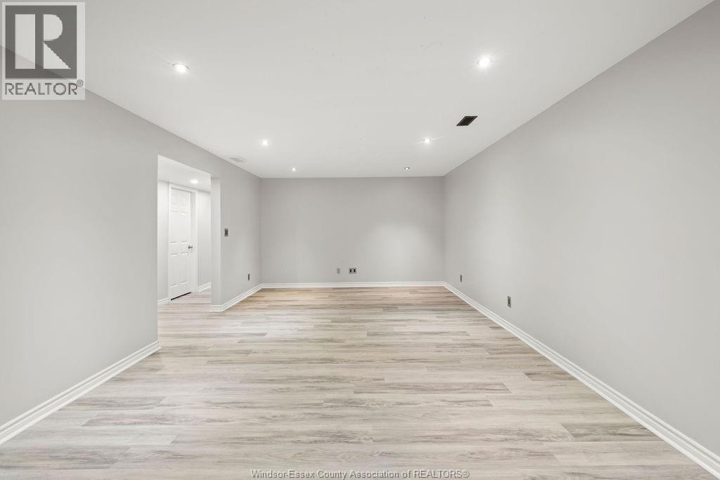 Photo 23 of 1531 Clover Avenue, Windsor ON