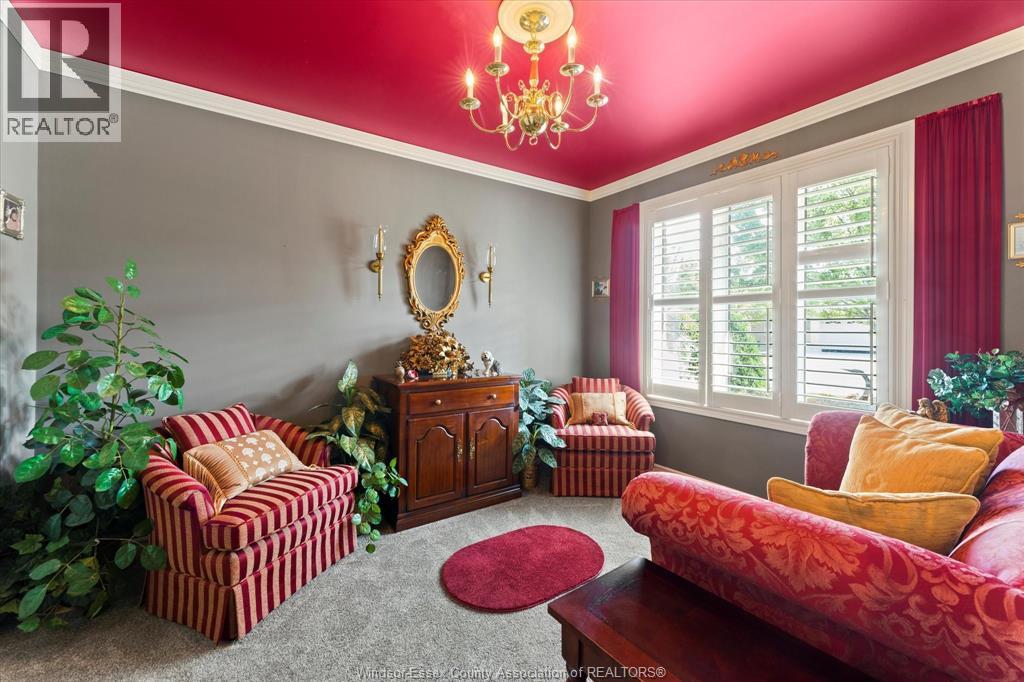 Photo 14 of 1929 Venetian, Windsor ON