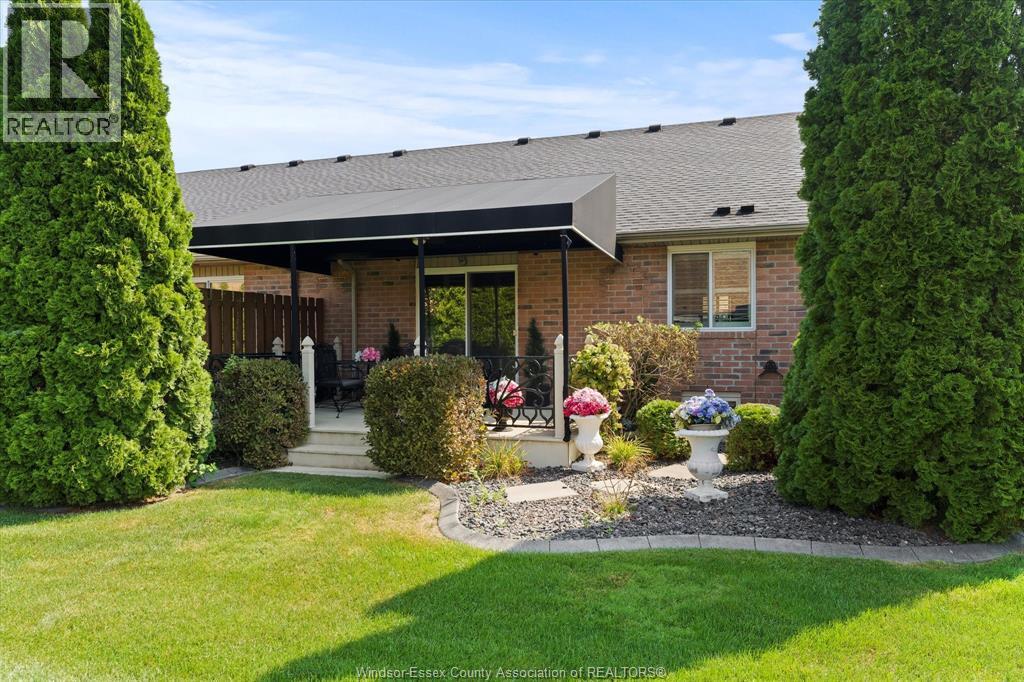 Photo 19 of 1929 Venetian, Windsor ON