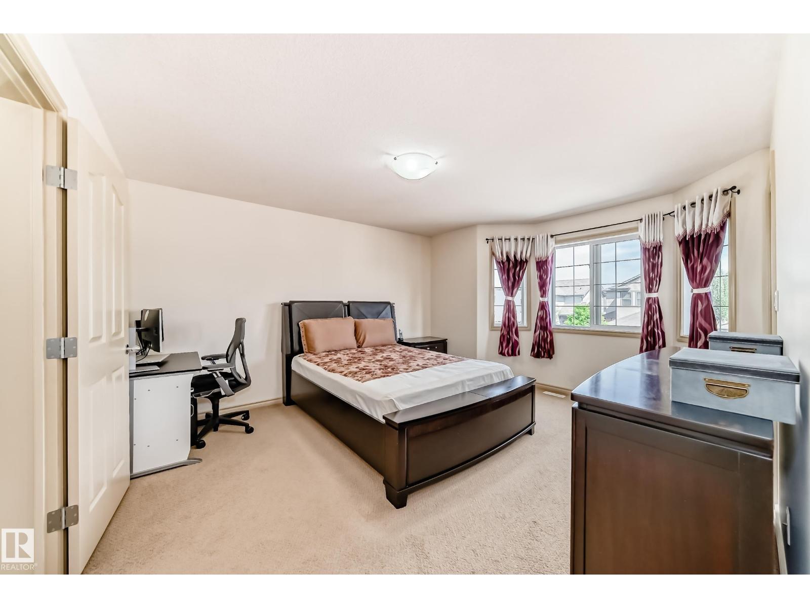 Photo 20 of 1443 37 C Av Nw, Edmonton AB