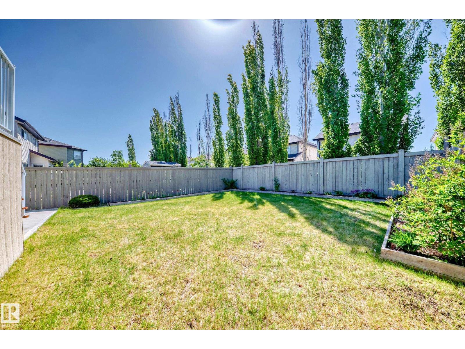 Photo 52 of 1443 37 C Av Nw, Edmonton AB