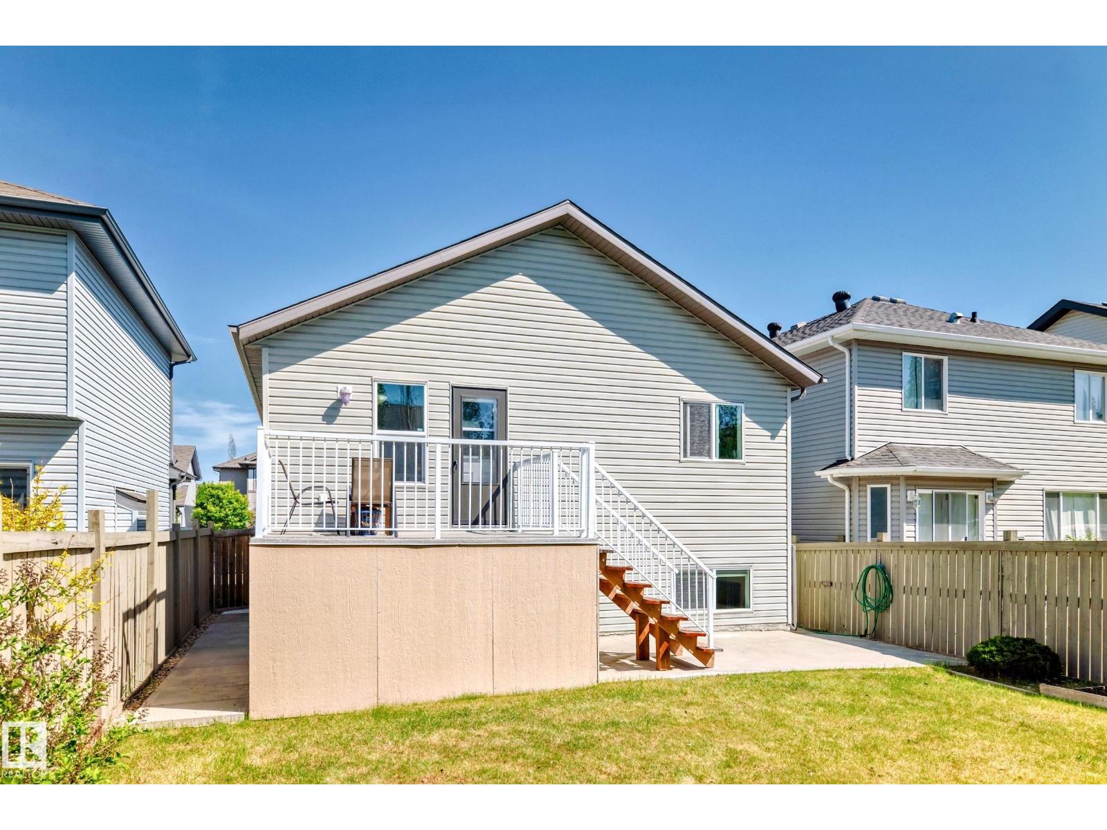 Photo 53 of 1443 37 C Av Nw, Edmonton AB