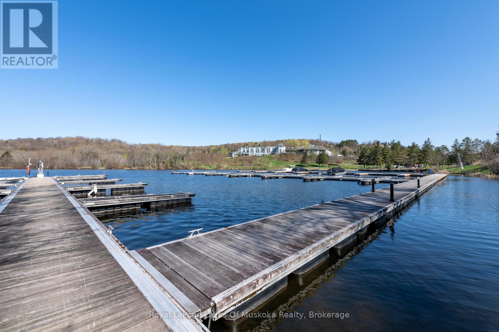 Photo 15 of 301 29 Deerhurst Tennisview Drive, Huntsville ON