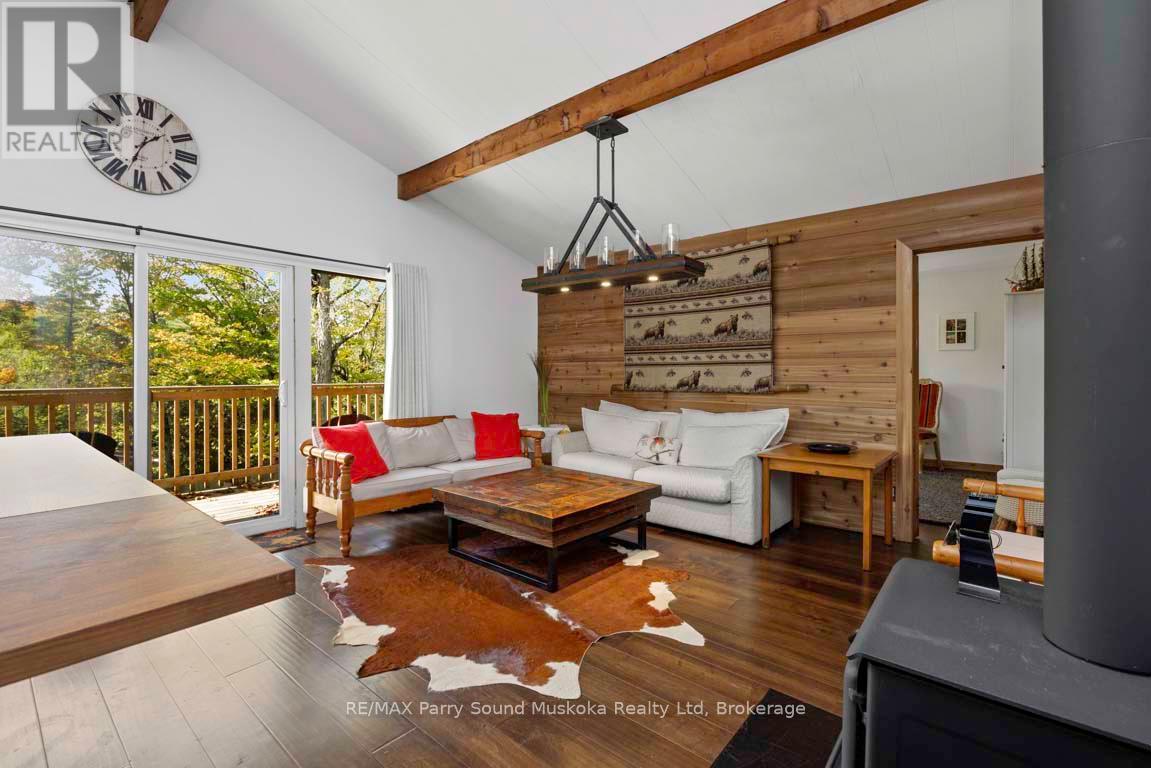 Photo 14 of 37 Lynberry Drive, Seguin ON