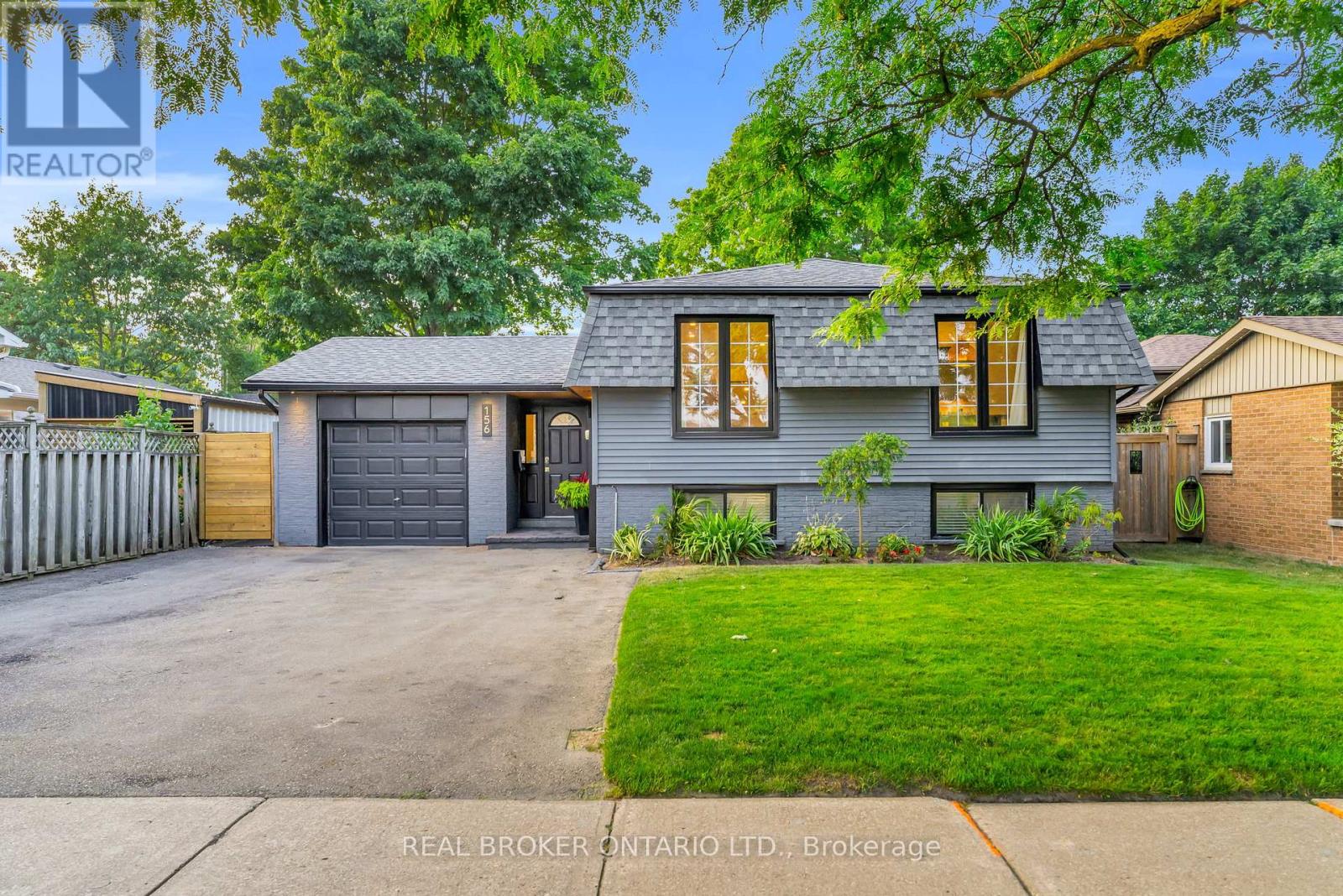 Photo 2 of 156 Edelwild Drive, Orangeville ON