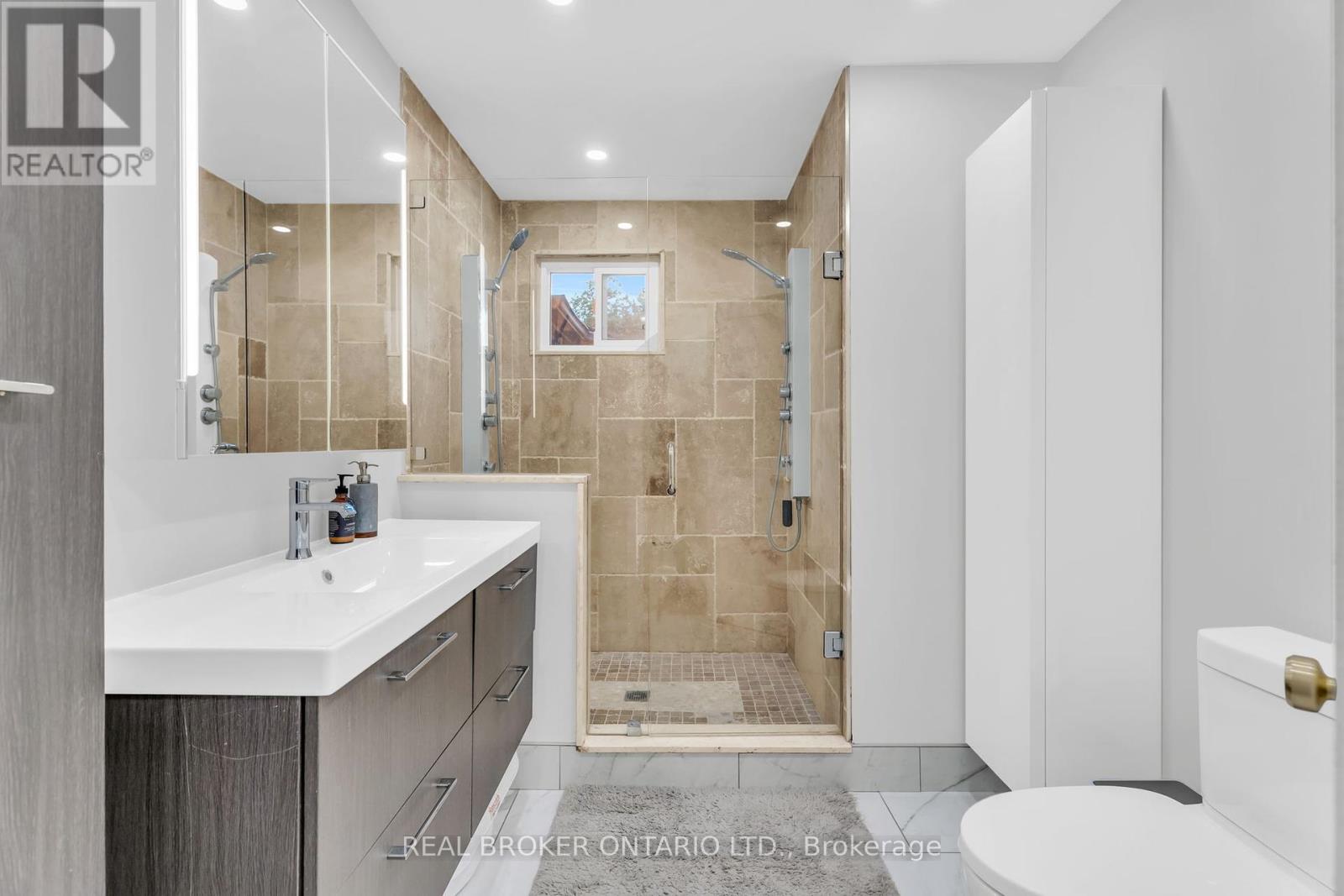 Photo 22 of 156 Edelwild Drive, Orangeville ON