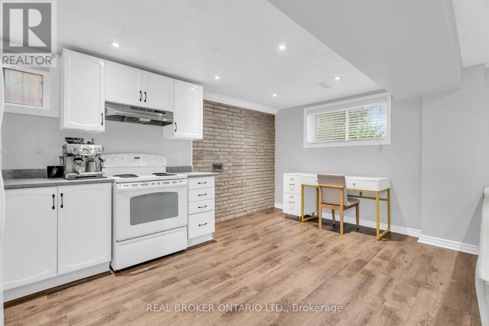 Photo 25 of 156 Edelwild Drive, Orangeville ON