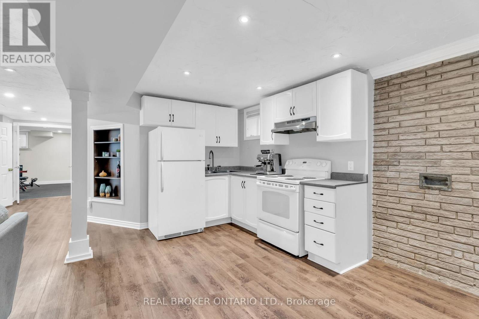 Photo 26 of 156 Edelwild Drive, Orangeville ON