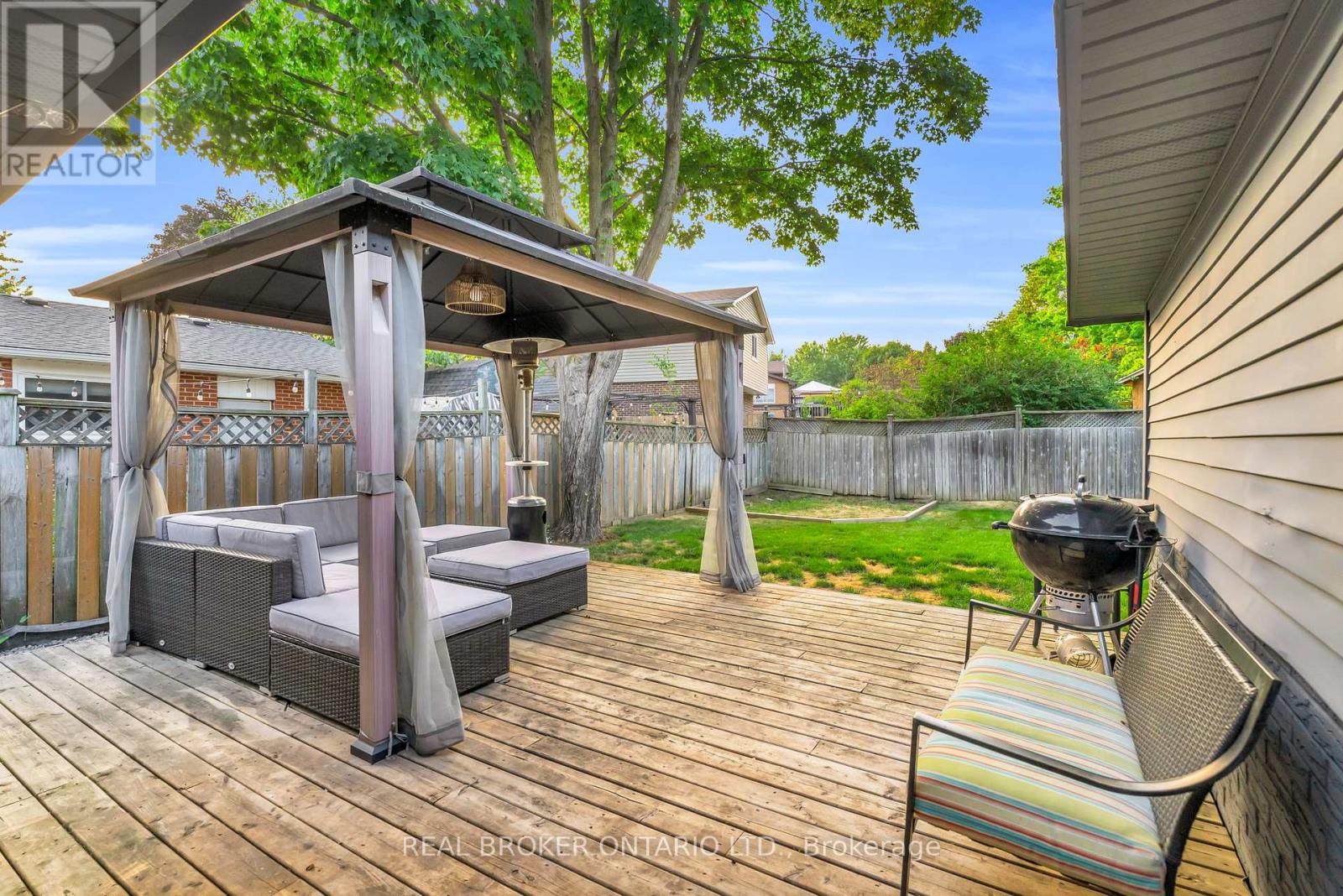 Photo 31 of 156 Edelwild Drive, Orangeville ON