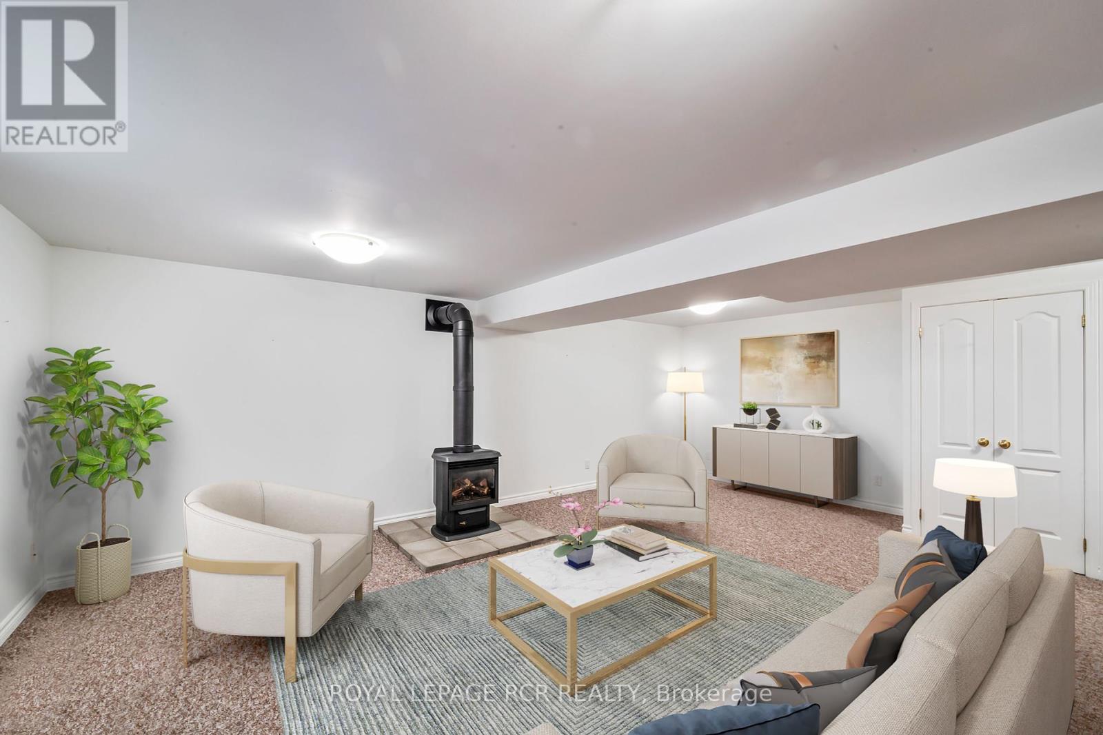 Photo 11 of 25 Banting Drive, Orangeville ON