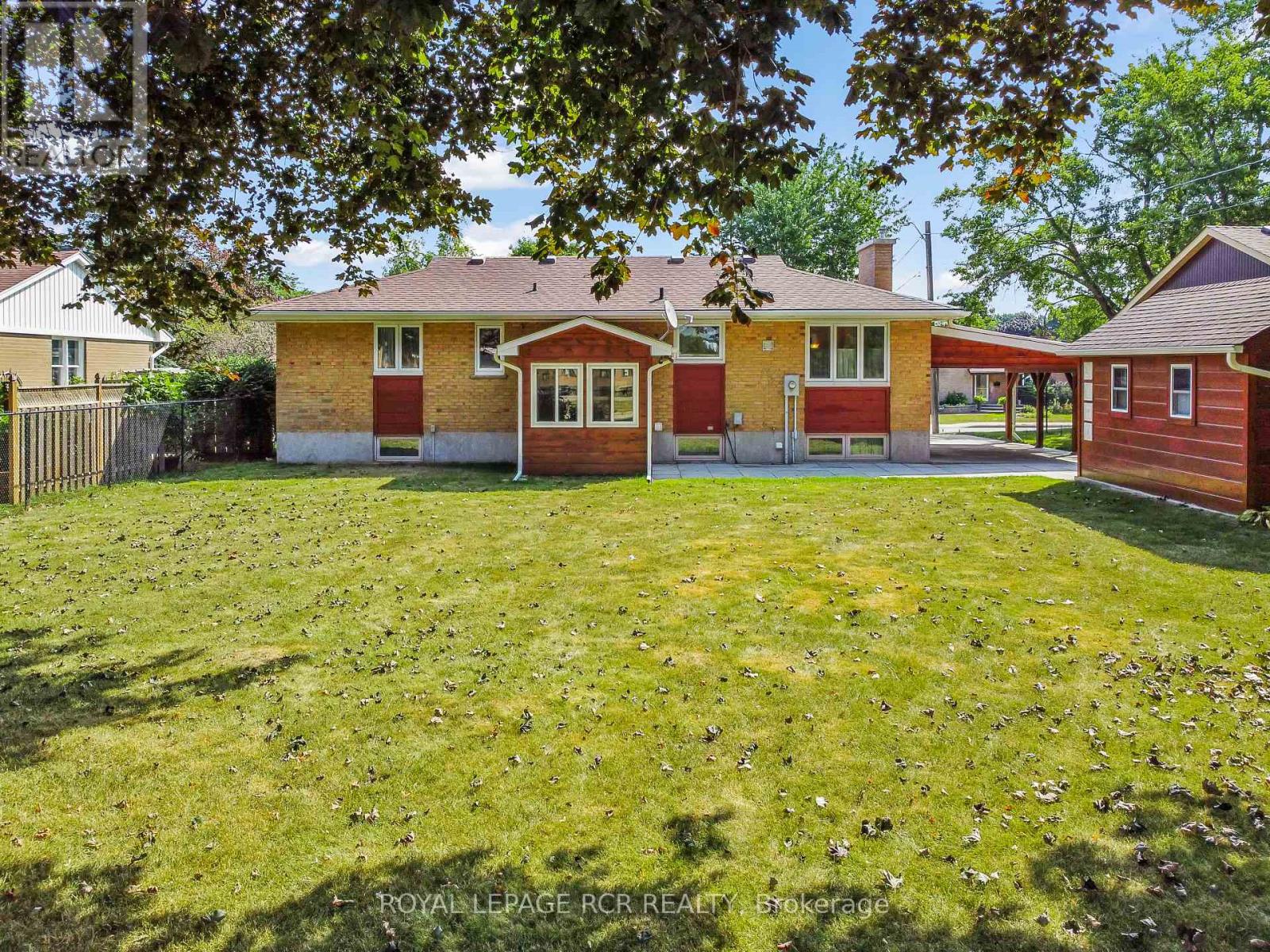 Photo 30 of 25 Banting Drive, Orangeville ON