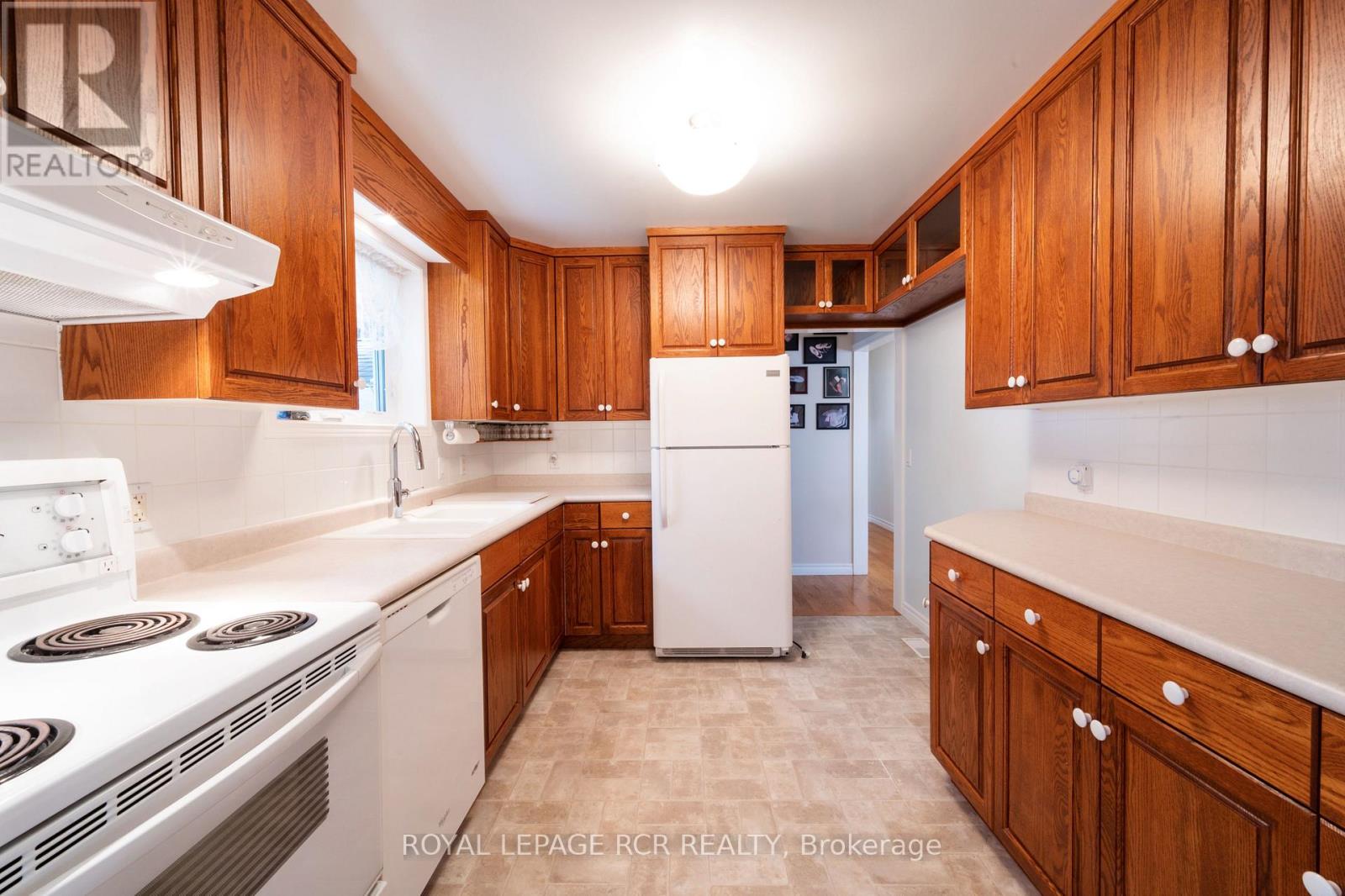 Photo 33 of 25 Banting Drive, Orangeville ON