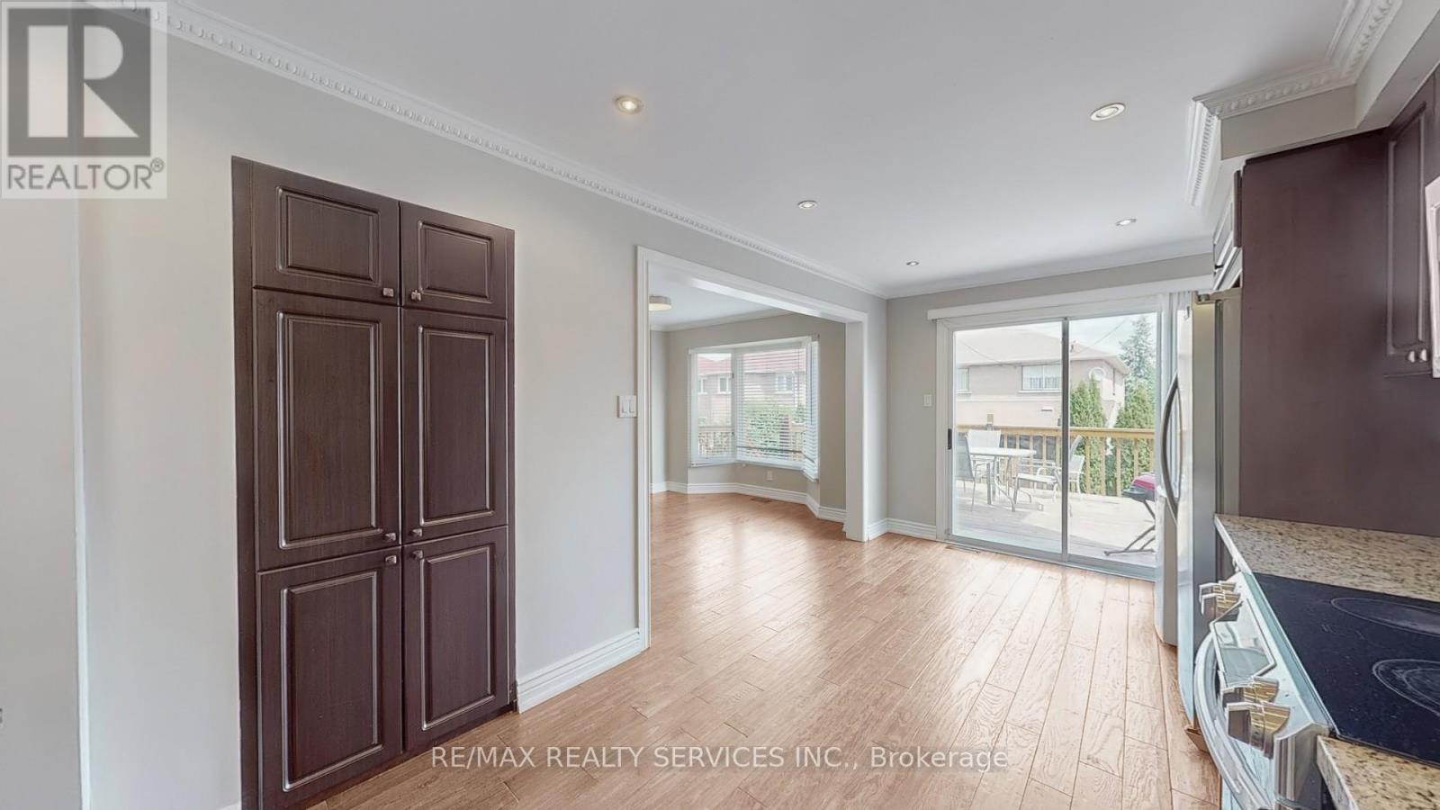 Photo 12 of 5231 Astwell Avenue, Mississauga ON