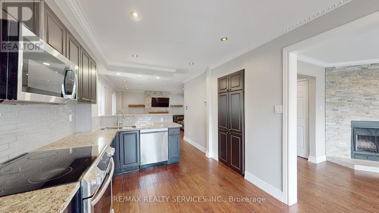 Photo 22 of 5231 Astwell Avenue, Mississauga ON