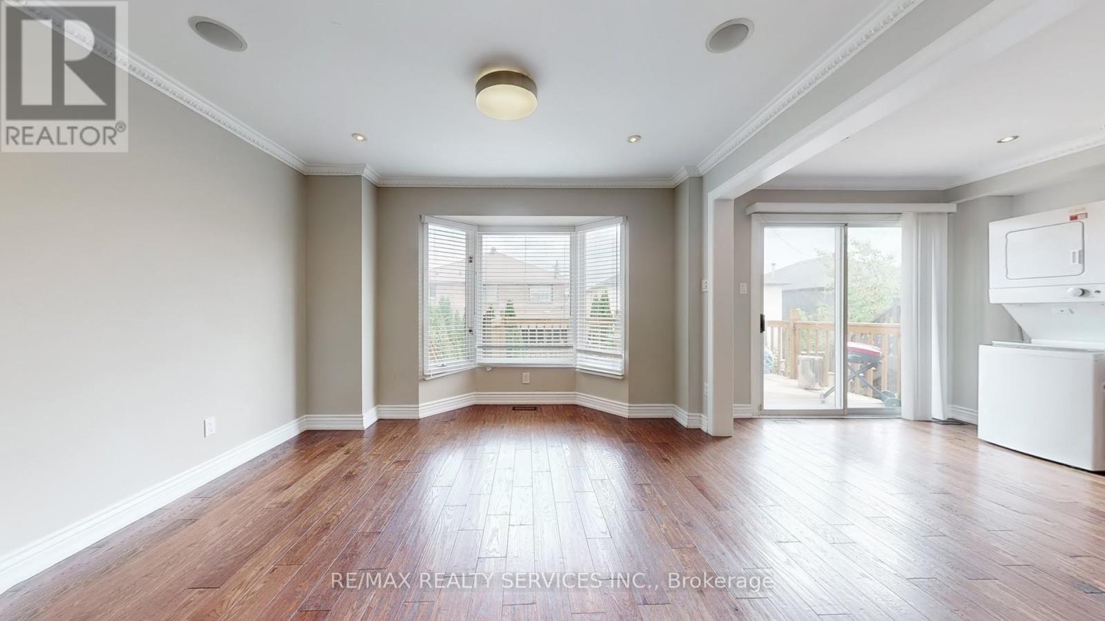 Photo 24 of 5231 Astwell Avenue, Mississauga ON