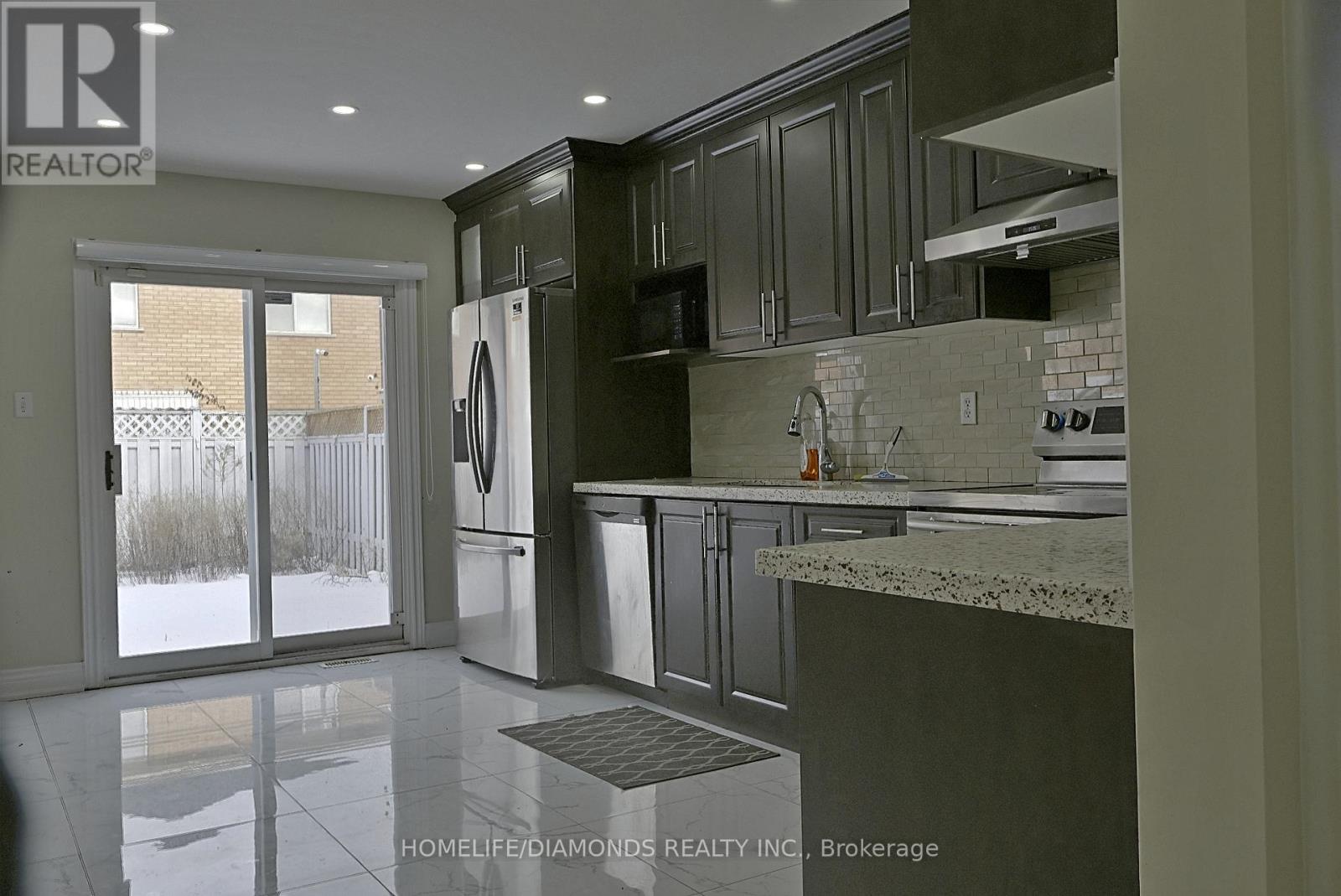 Photo 30 of 25 Golden Eagle Road, Brampton ON