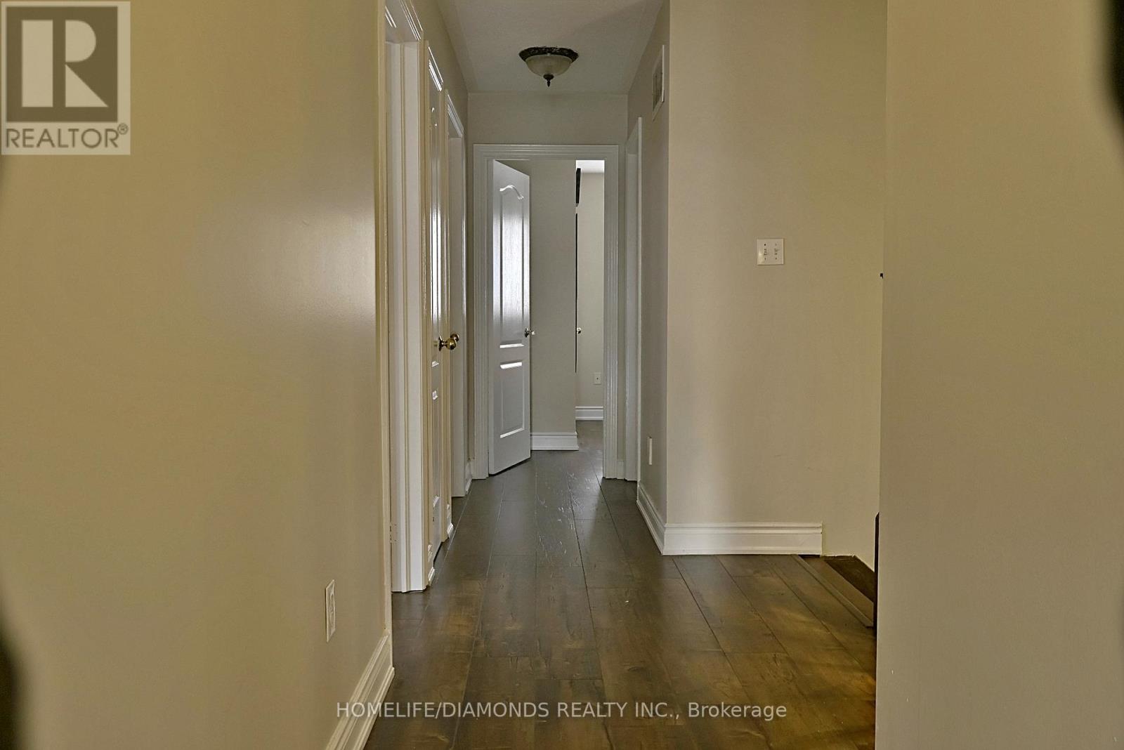 Photo 12 of 25 Golden Eagle Road, Brampton ON