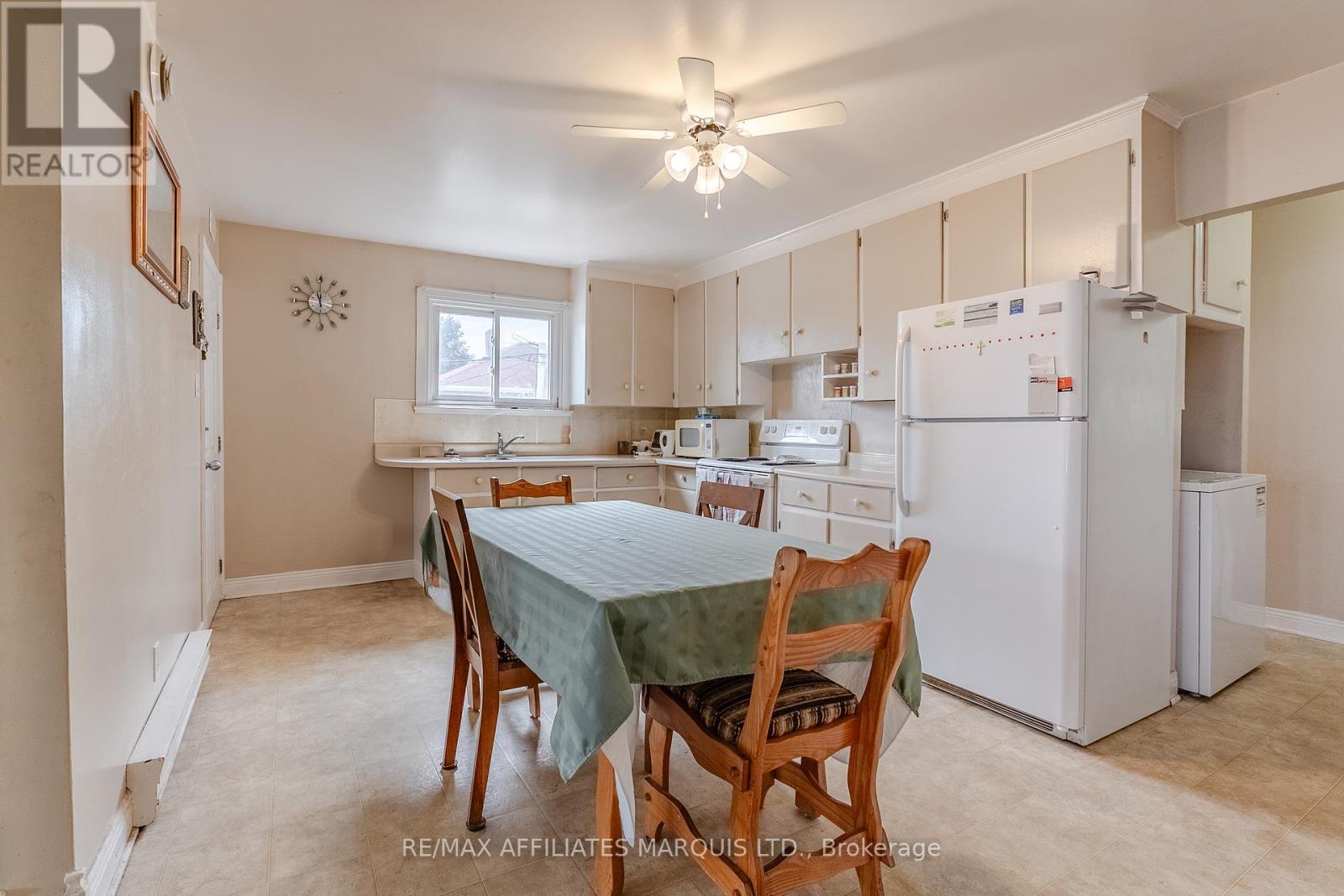 Photo 5 of 601 St Felix Street, Cornwall ON