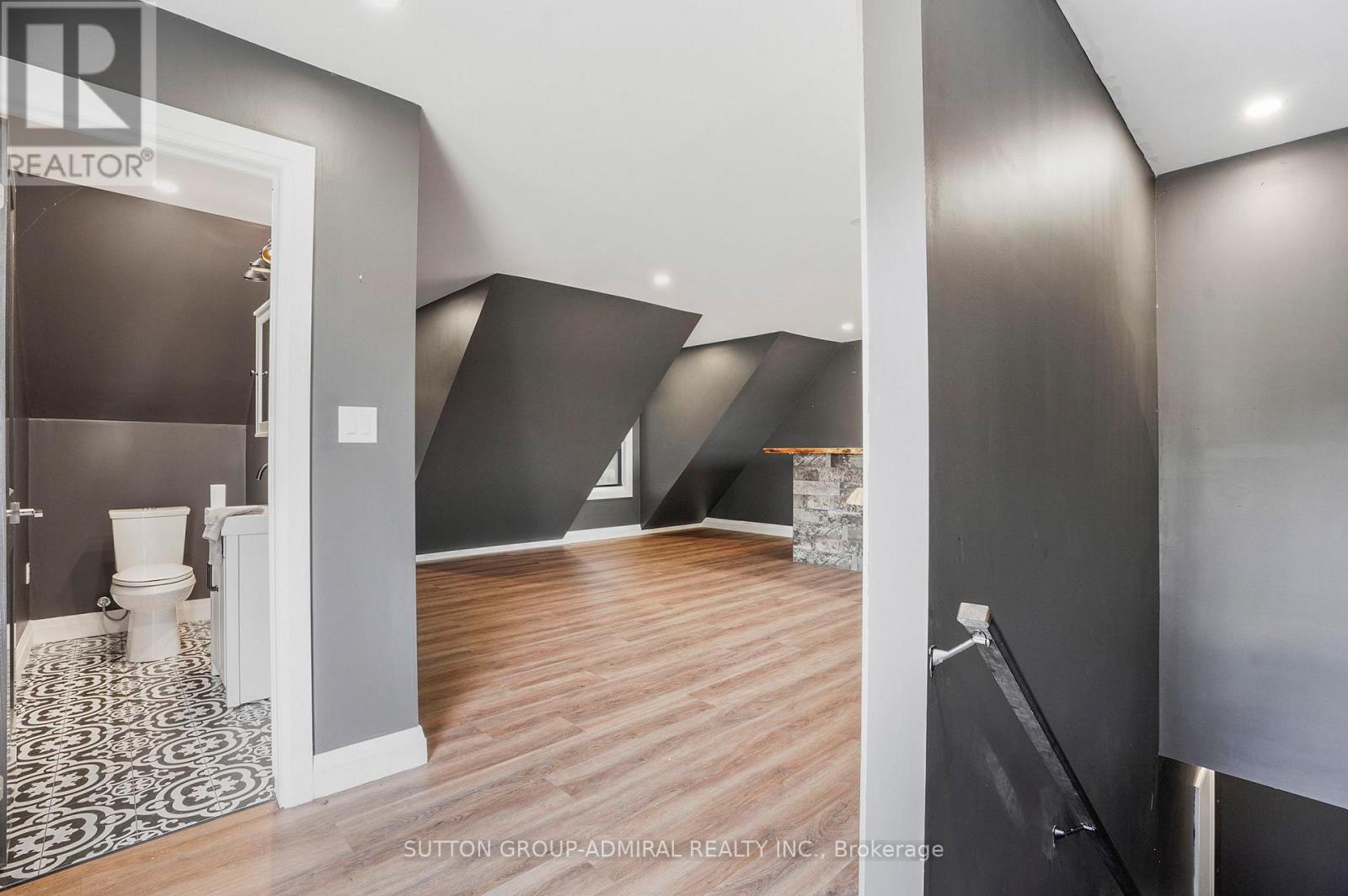 Photo 10 of 480 Pleasant Beach Road, Port Colborne ON