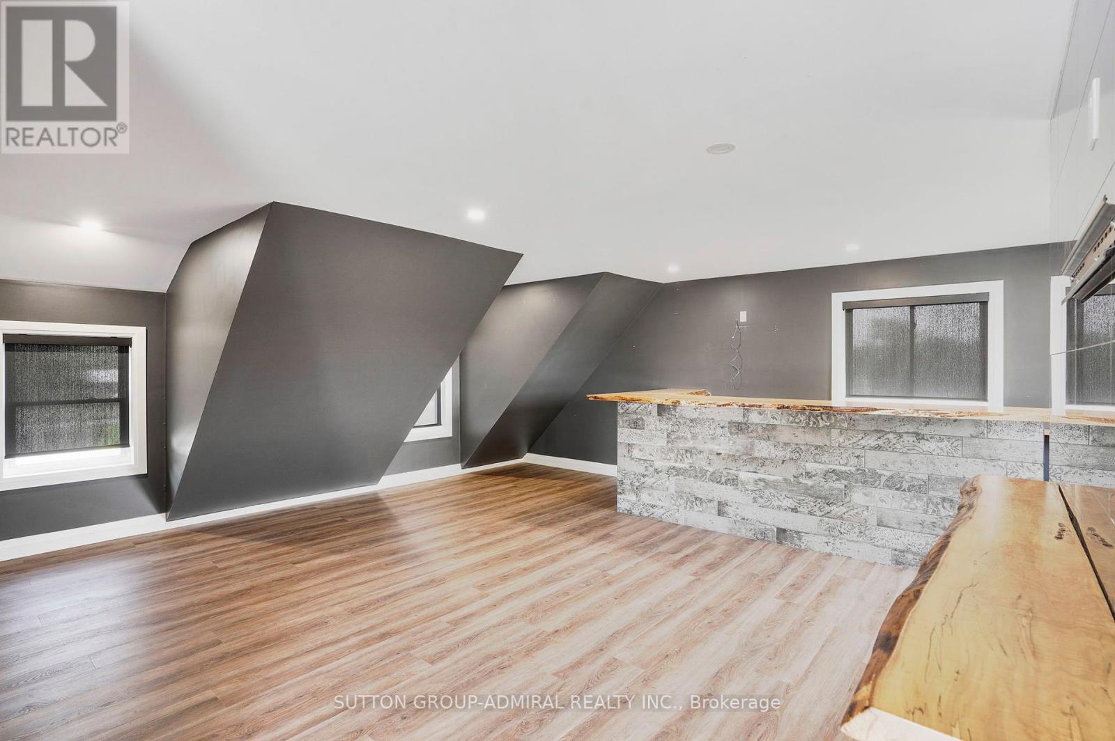Photo 33 of 480 Pleasant Beach Road, Port Colborne ON