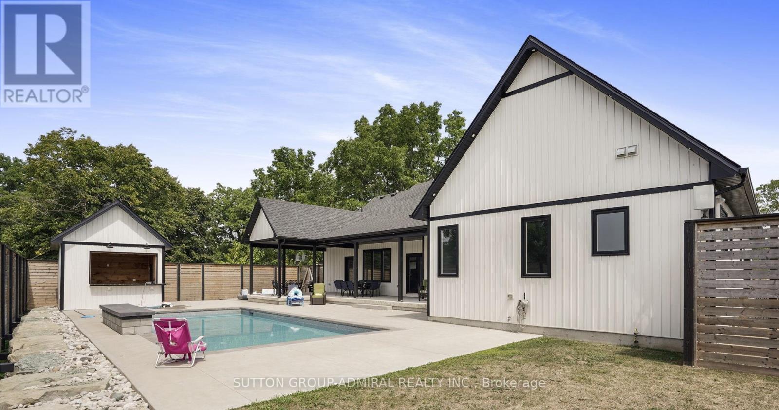 Photo 25 of 480 Pleasant Beach Road, Port Colborne ON