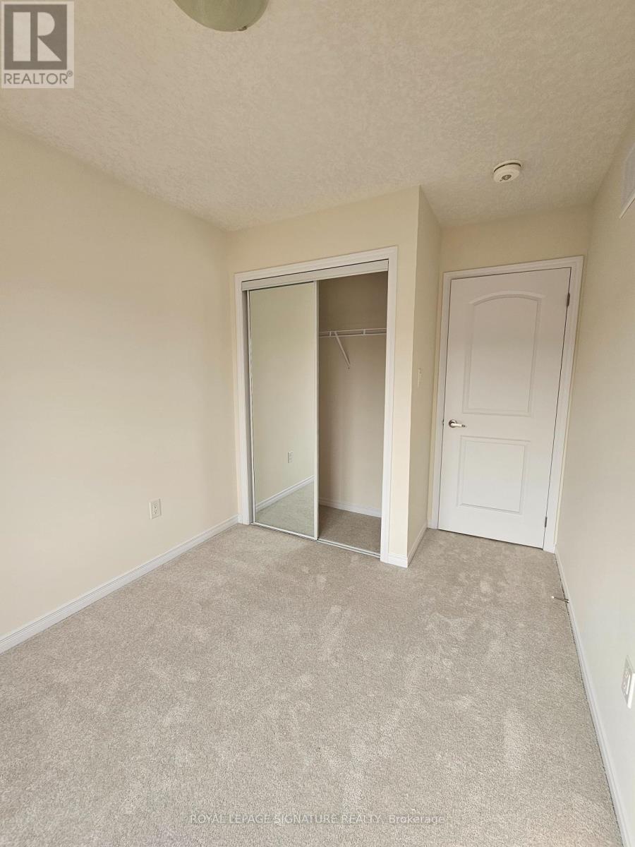 Photo 11 of 81 Holder Drive, Brantford ON