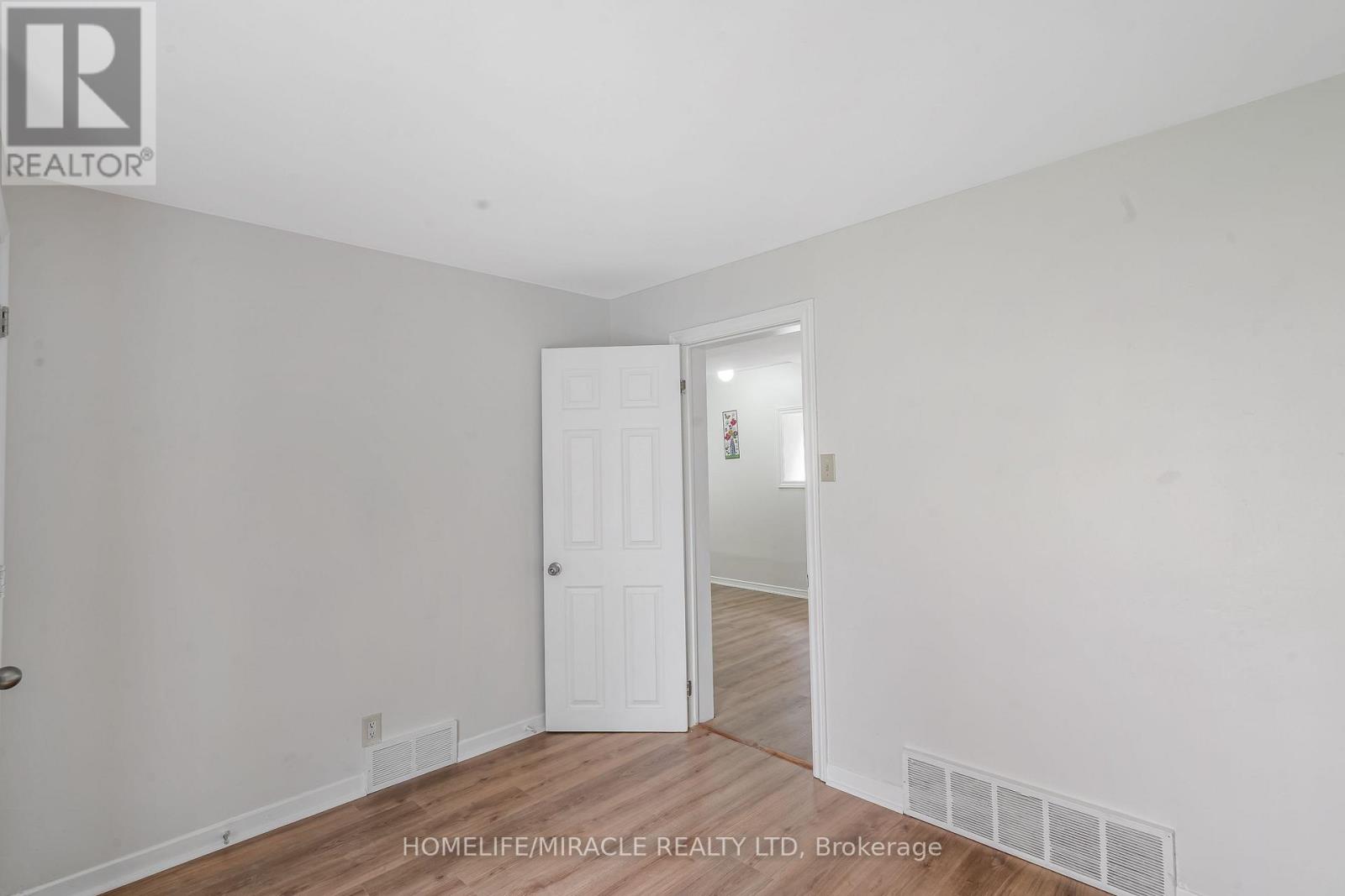 Photo 15 of 237 St Julien Street, London East ON
