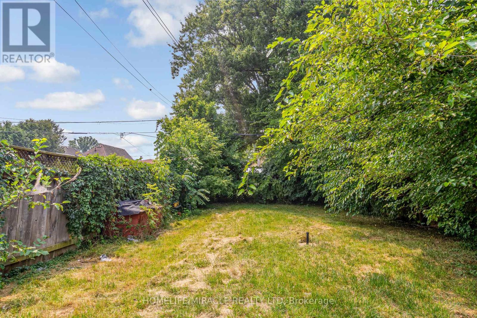 Photo 38 of 237 St Julien Street, London East ON