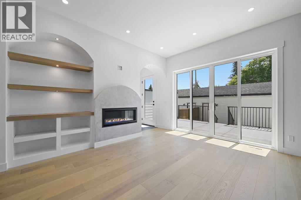 Single Family House for Sale in   Avenue SW North Glenmore Park Calgary 