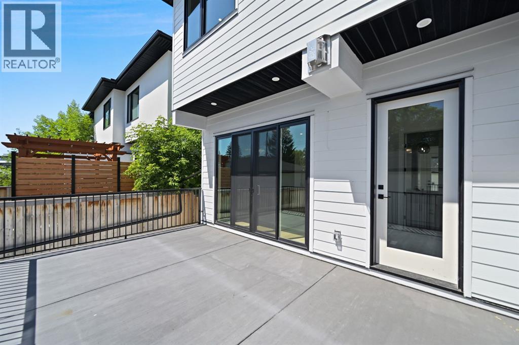 Single Family House for Sale in   Avenue SW North Glenmore Park Calgary 