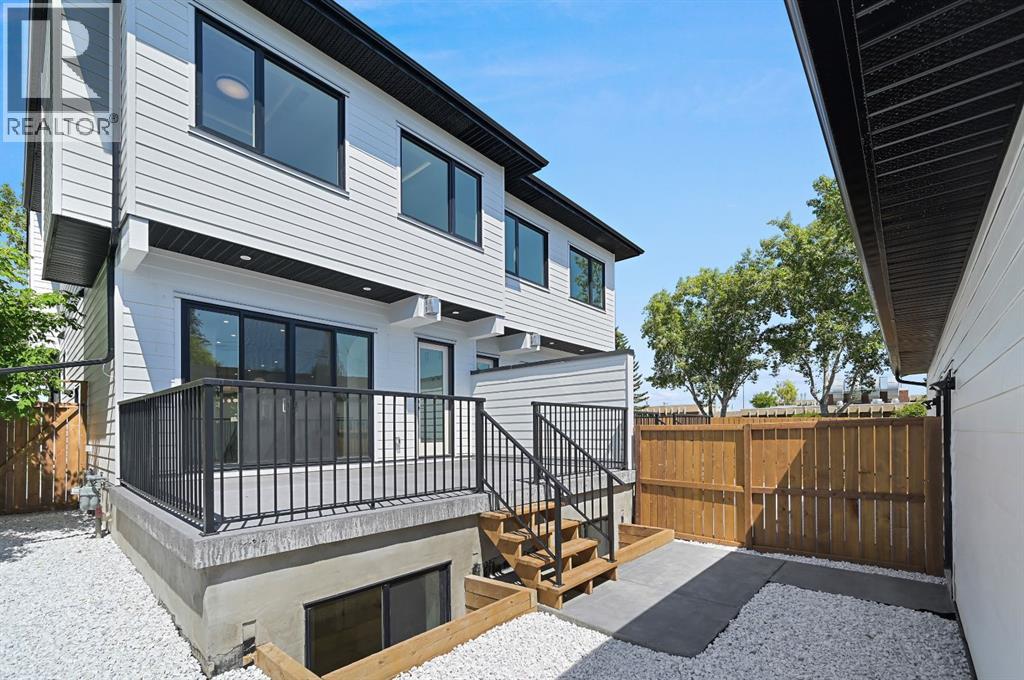 Single Family House for Sale in   Avenue SW North Glenmore Park Calgary 