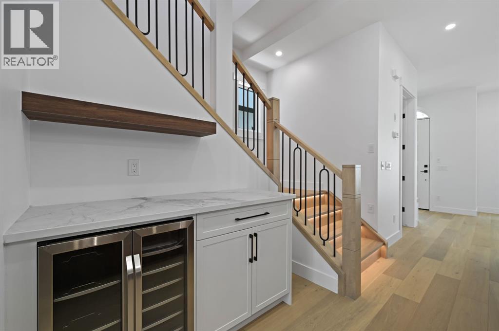 Single Family House for Sale in   Avenue SW North Glenmore Park Calgary 