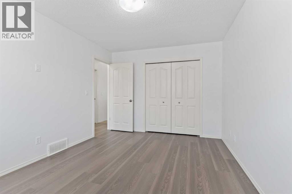 Single Family House Bungalow for Sale in  Autumn Green SE Auburn Bay Calgary 