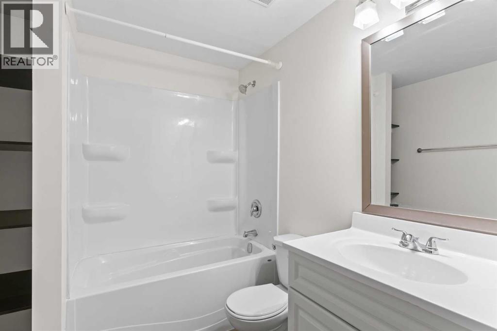 Single Family House Bungalow for Sale in  Autumn Green SE Auburn Bay Calgary 