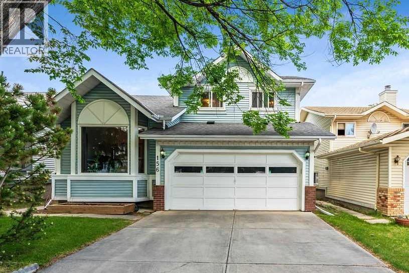 Single Family House for Sale in  Sandpiper Circle NW Sandstone Valley Calgary 