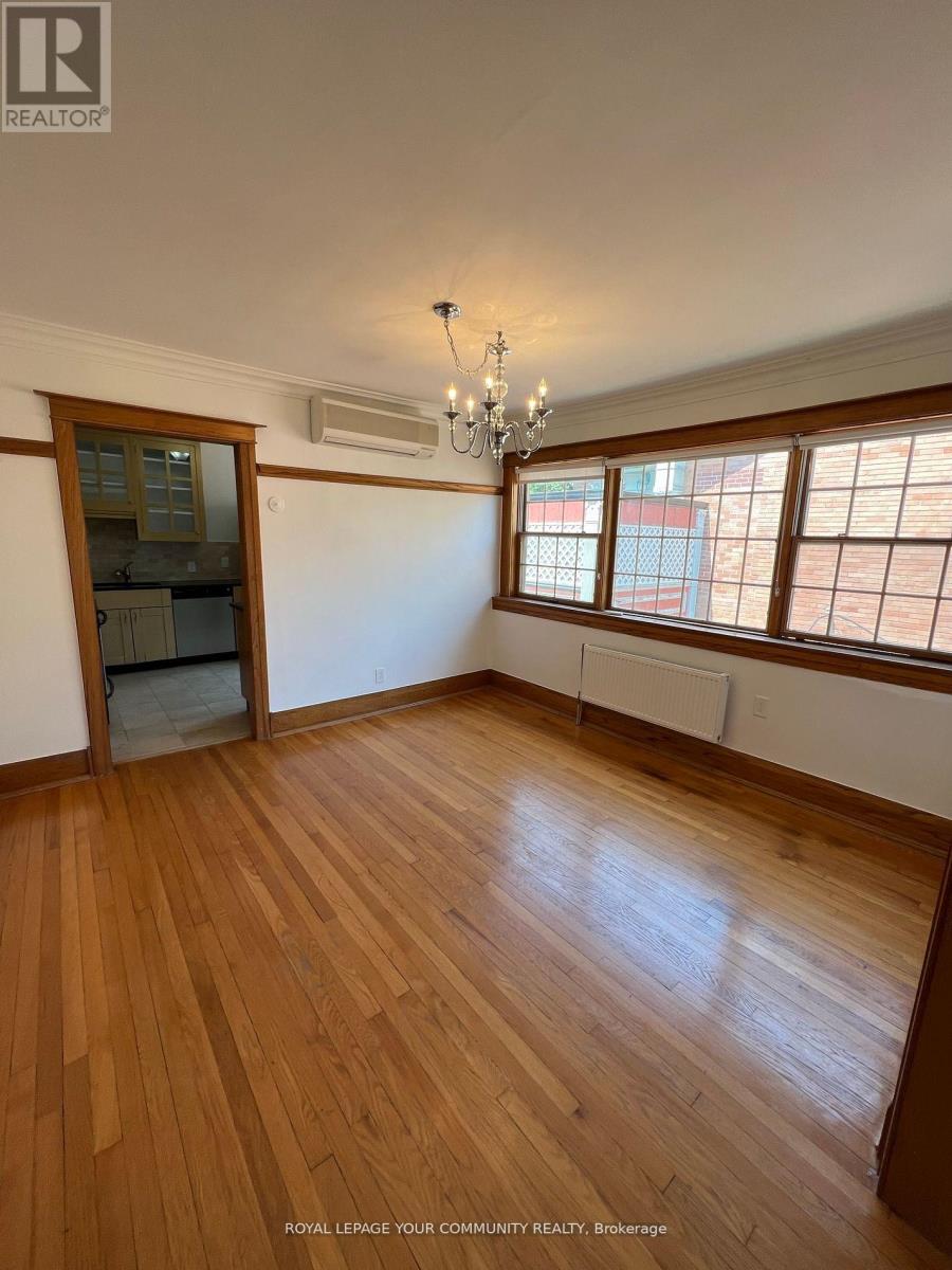 Photo 10 of 3 162 Glen Road, Toronto ON