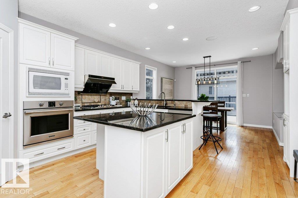 Photo 15 of 935 Heacock Rd Nw, Edmonton AB