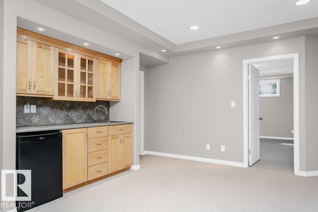 Photo 44 of 935 Heacock Rd Nw, Edmonton AB