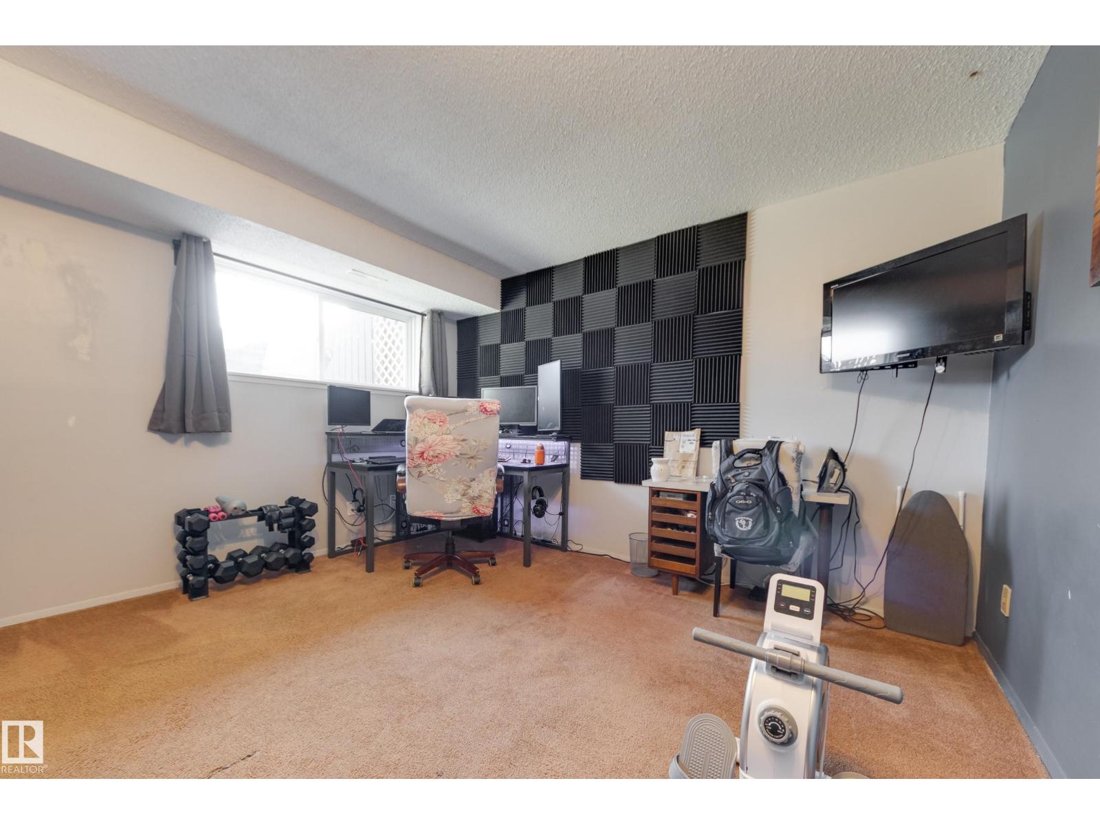 Photo 23 of 1522 69 St Nw, Edmonton AB