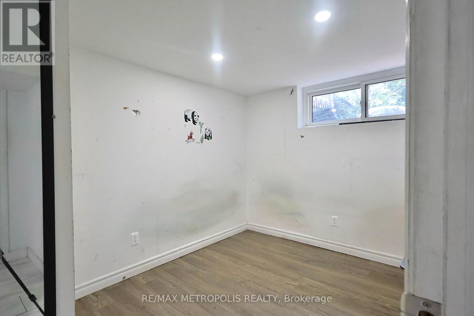 Photo 4 of Bsmt 538 Bellamy Road N, Toronto ON