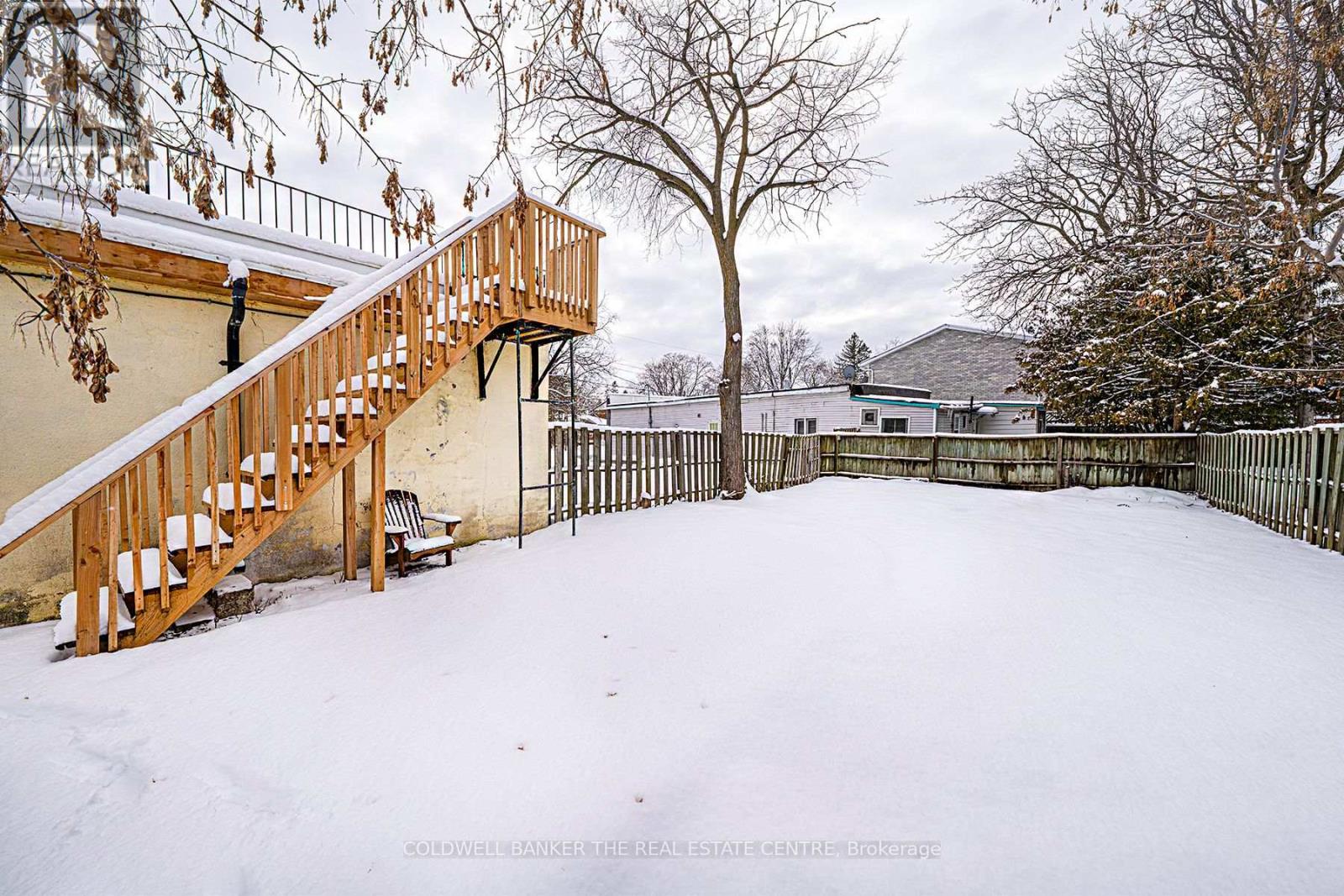 Photo 3 of 920 Lake Drive, Georgina ON