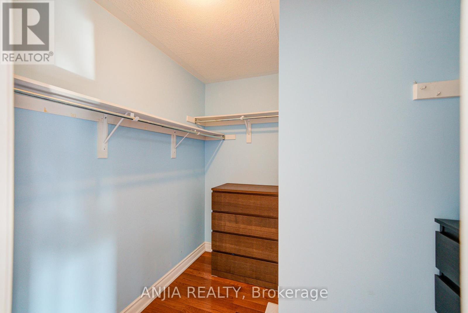 Photo 44 of 111 Viscount Drive, Markham ON
