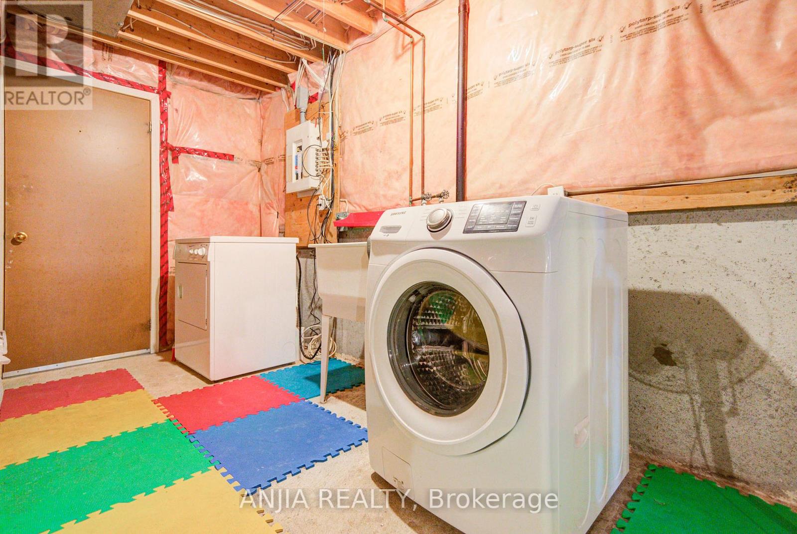 Photo 48 of 111 Viscount Drive, Markham ON