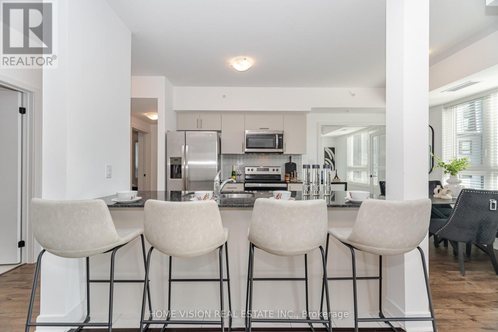 Photo 10 of 311 6 Spice Way, Barrie ON