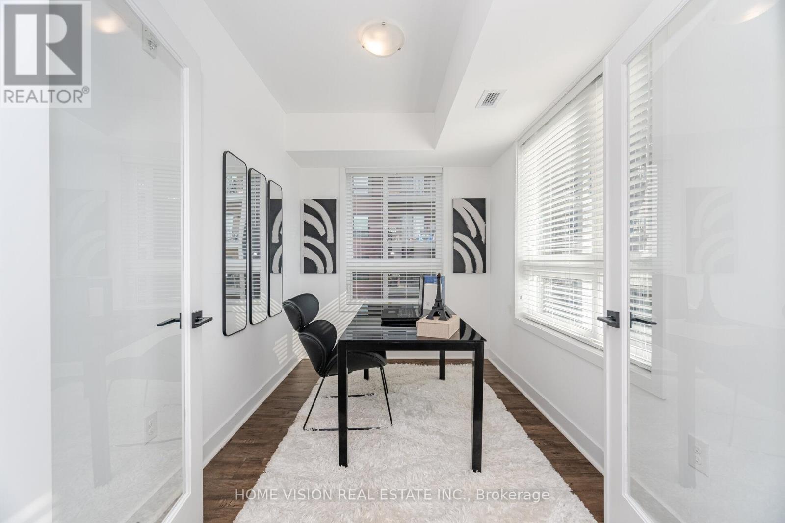 Photo 13 of 311 6 Spice Way, Barrie ON