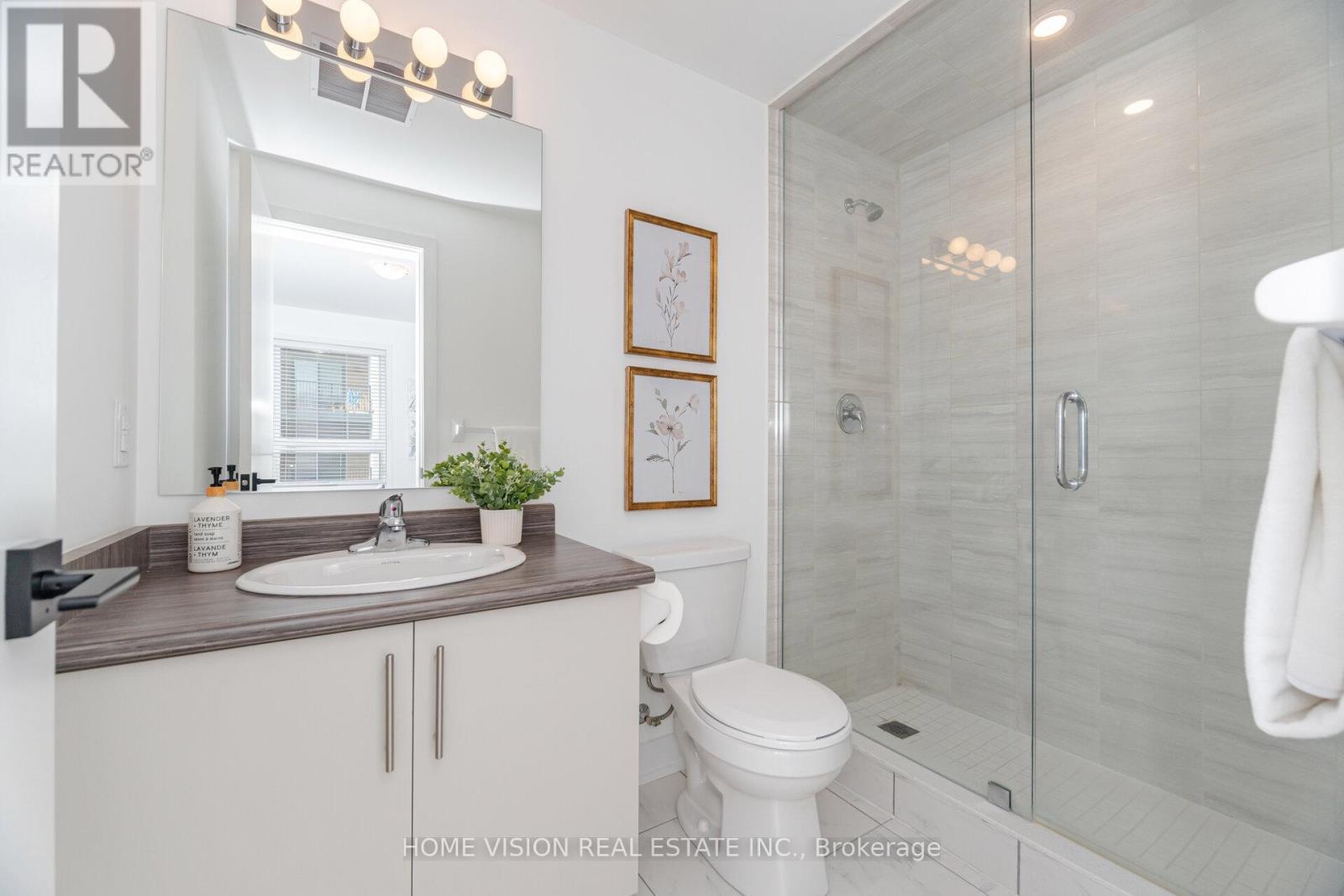 Photo 20 of 311 6 Spice Way, Barrie ON